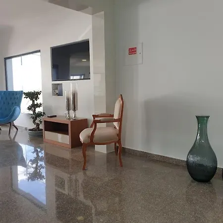 Sunset Avenue Apartment *