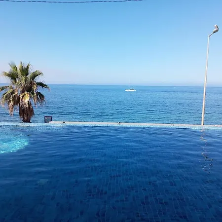 Sunset Avenue Paul do Mar (Madeira)